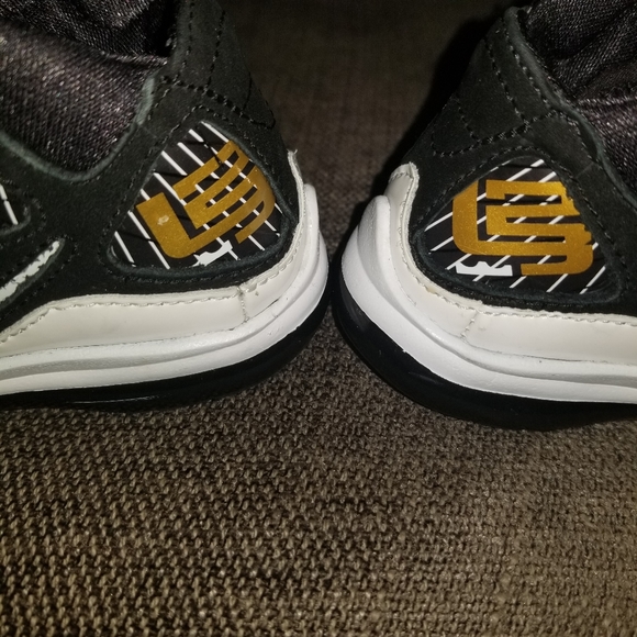 Nike toddler Lebron's 7 - Picture 4 of 4